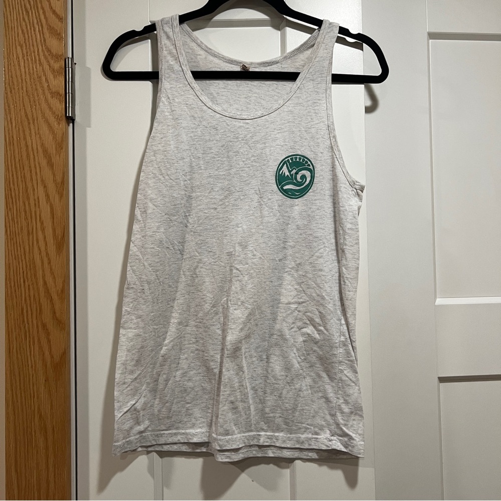 Happy Earth Gray Women's Sleeveless Tank Top with Green Wave Badge